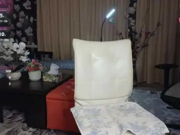 Pink-Lips  live sex cam