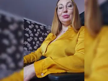 Pink-Lips  live sex cam