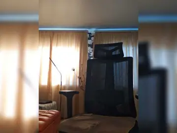 Pink-Lips  live sex cam