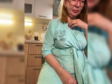 Pink-Lips  live sex cam