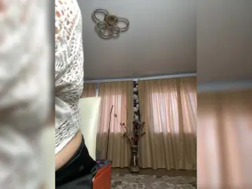 Pink-Lips  live sex cam