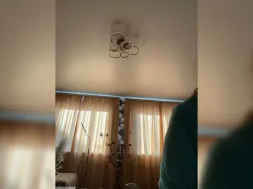 Pink-Lips  live sex cam