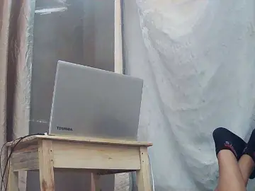 Titounea  live sex cam