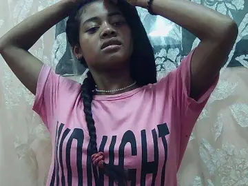 Titounea  live sex cam