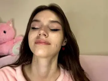 BeckieBostic  live sex cam