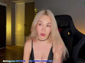 ITayaa  live sex cam