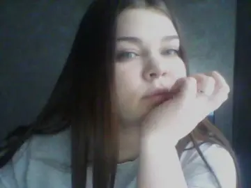 Karina-15  live sex cam