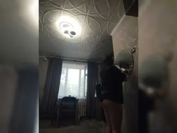 Karina-15  live sex cam