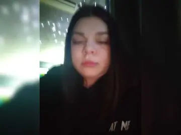 Karina-15  live sex cam