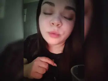 Karina-15  live sex cam