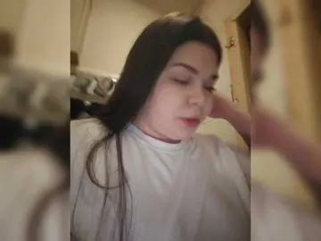 Karina-15  live sex cam