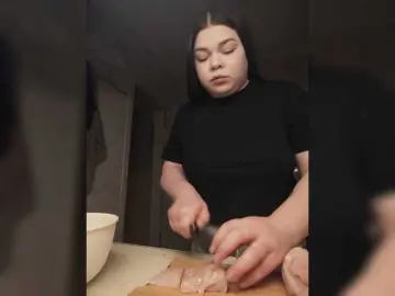 Karina-15  live sex cam