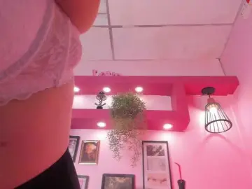 MeliissaAdams  live sex cam