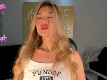 RebeccaHudson  live sex cam