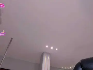 RebeccaHudson  live sex cam