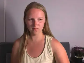 RoseNatural  live sex cam