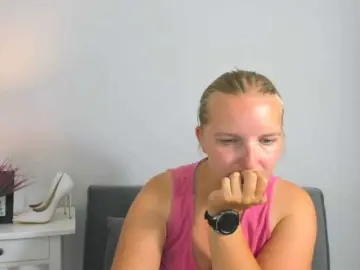 RoseNatural  live sex cam