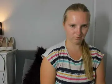 RoseNatural  live sex cam