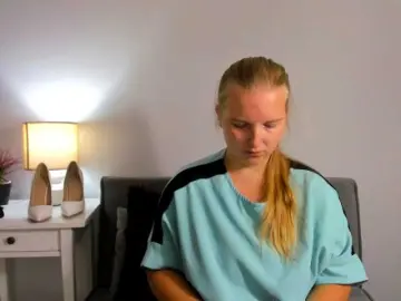 RoseNatural  live sex cam