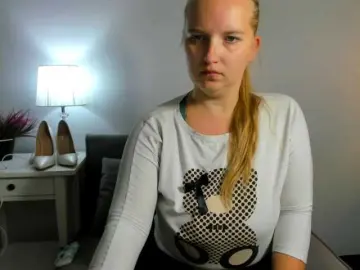 RoseNatural  live sex cam