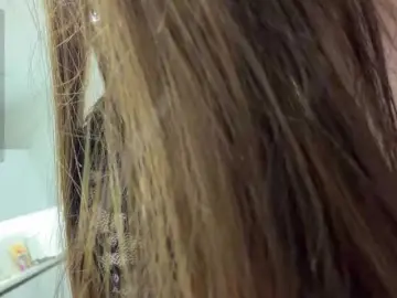 VernieWhitcher  live sex cam