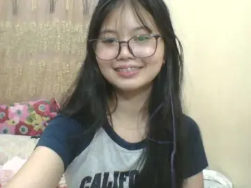 Kylie17  live sex cam