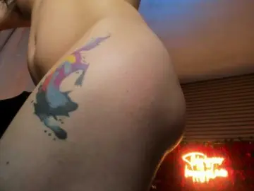 Rosse2504  live sex cam