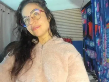 Rosse2504  live sex cam