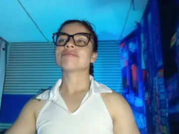 Rosse2504  live sex cam