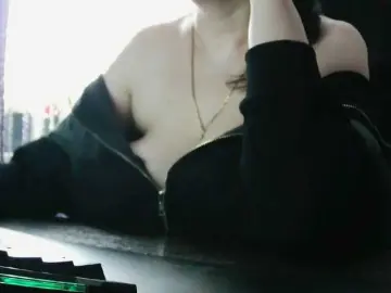 Angelina--  live sex cam