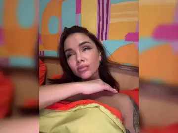 Bianka-strip  live sex cam