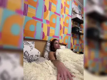 Bianka-strip  live sex cam