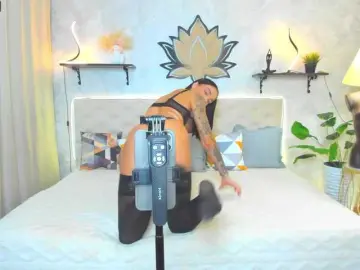 Bianka-strip  live sex cam