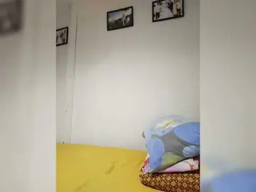 CherrieRose30  live sex cam