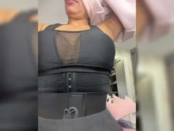 EmilyLeah  live sex cam