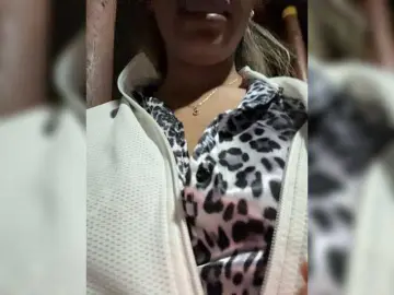 EmilyLeah  live sex cam