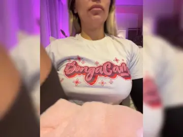 EmilyLeah  live sex cam