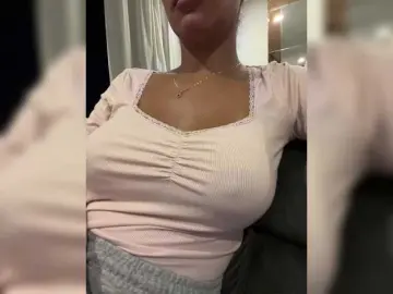 EmilyLeah  live sex cam