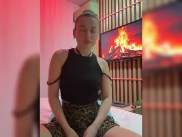 LittleCuddle  live sex cam