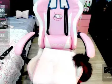 Panvil-mia  live sex cam