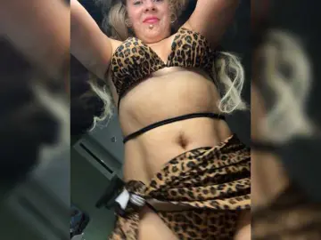 ProseccoMood  live sex cam