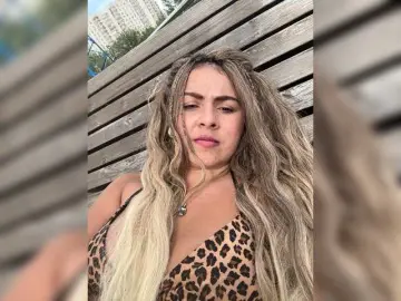 ProseccoMood  live sex cam