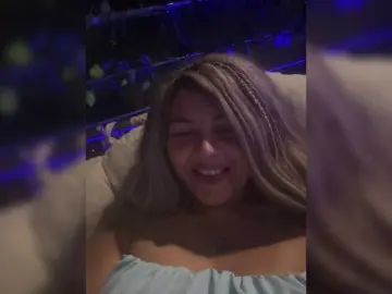 ProseccoMood  live sex cam