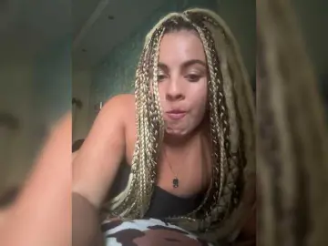 ProseccoMood  live sex cam