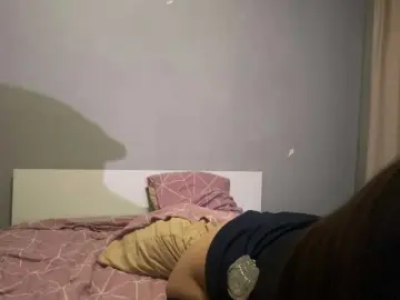 SweetBambii  live sex cam