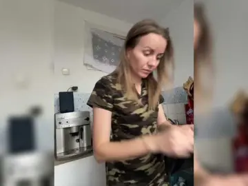 Alenushka888  live sex cam