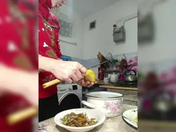 Alenushka888  live sex cam