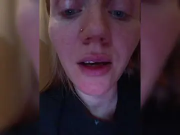 Alenushka888  live sex cam