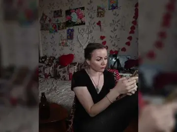 Alenushka888  live sex cam