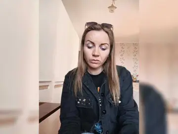 Alenushka888  live sex cam